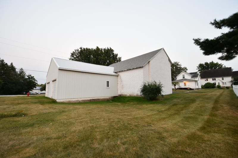 196 Mill St, Zumbrota, MN 55992