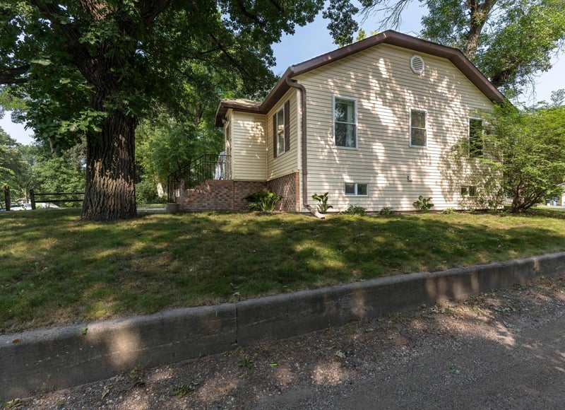 314 Birch Ave W, Fergus Falls, MN 56537