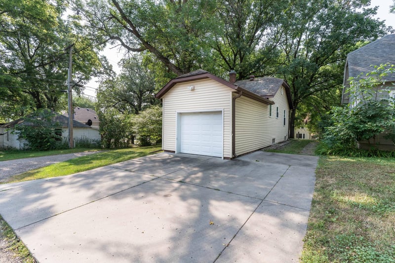 314 Birch Ave W, Fergus Falls, MN 56537