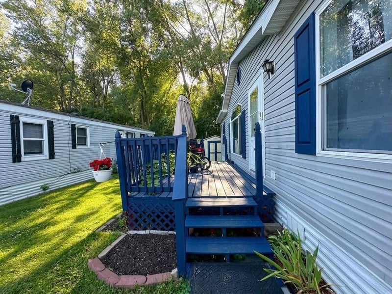 1339 Pine Tree, Maplewood, MN 55119
