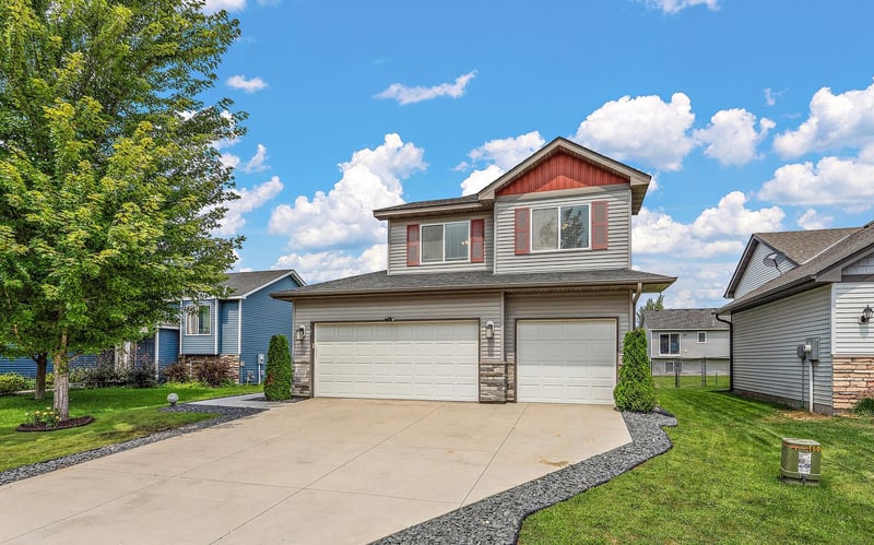 3073 212th St W, Farmington, MN 55024