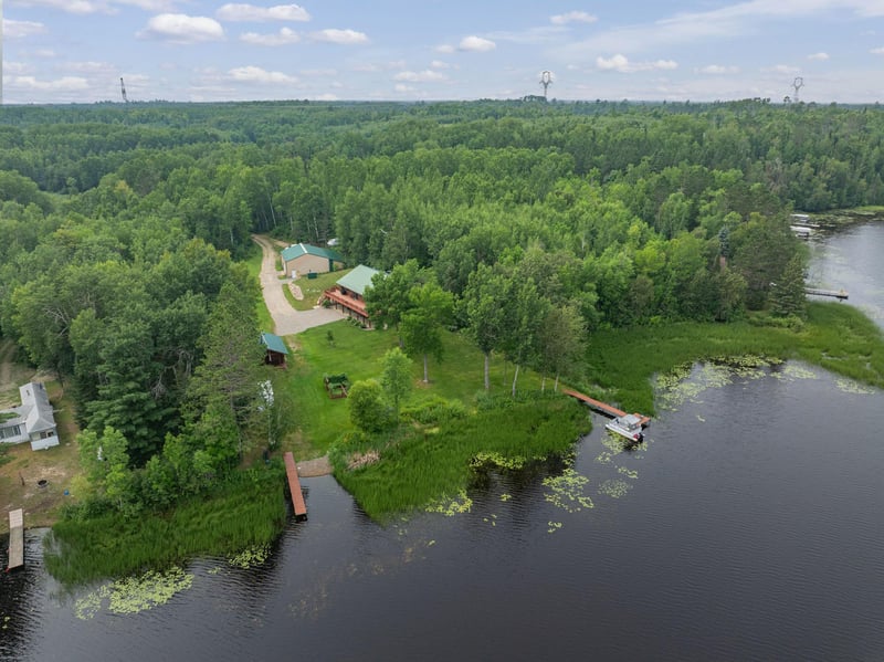 40330 Bray Lake Rd, Nashwauk, MN 55769