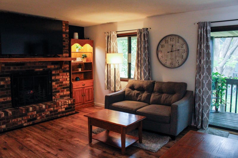 31 Marie Ave E, West Saint Paul, MN 55118