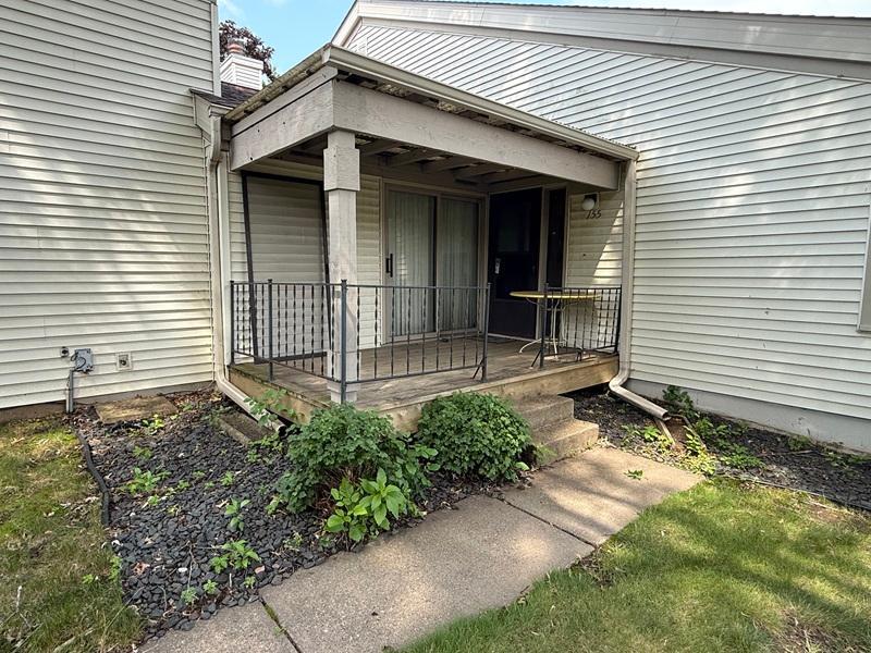 155 Bordeaux Ct, Woodbury, MN 55125