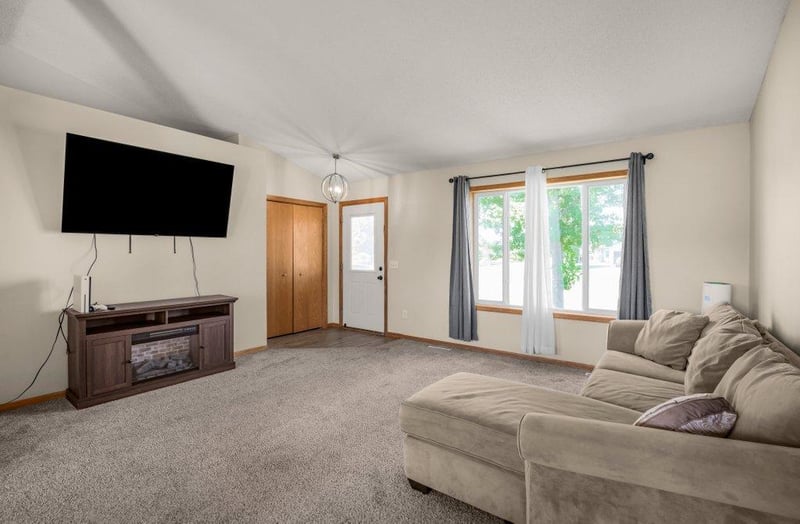 15348 288th Ave NW, Zimmerman, MN 55398