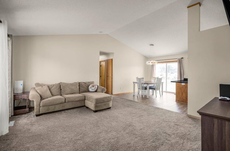 15348 288th Ave NW, Zimmerman, MN 55398