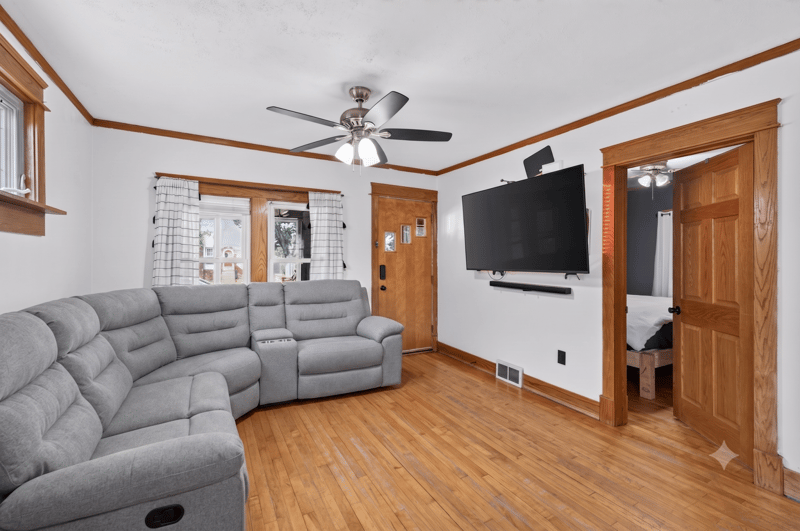 529 3rd Ave S, South Saint Paul, MN 55075