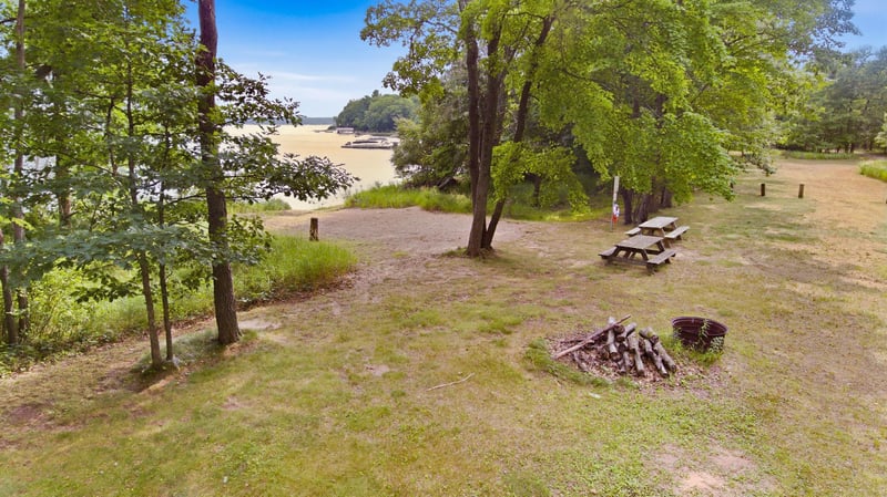 25344 White Oak Dr, Webster, WI 54893