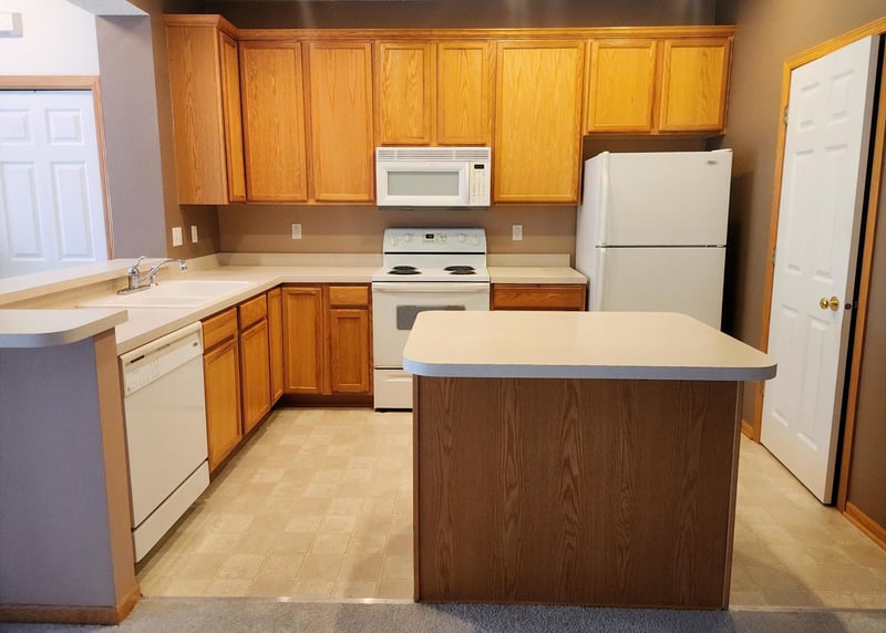 14494 Sumter Ave, Savage, MN 55378