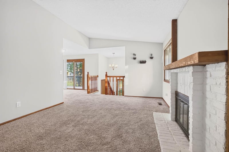 9774 Dorset Ln, Eden Prairie, MN 55347