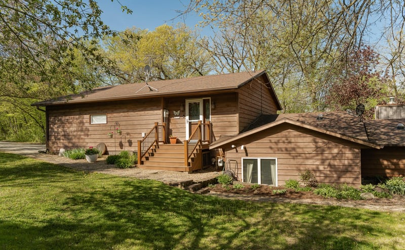 25226 720th St, Hayfield, MN 55940