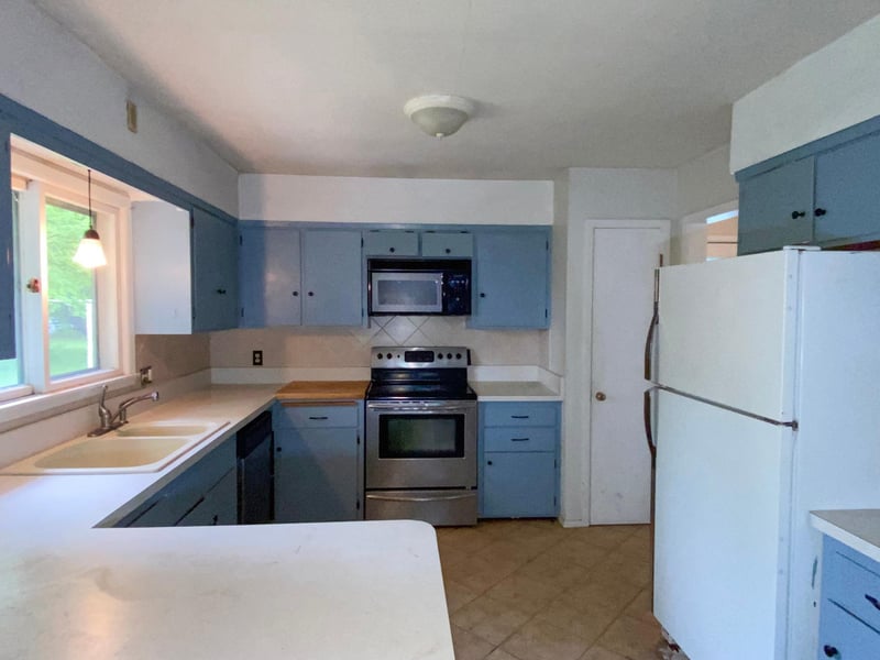 315 Charles St SW, Hutchinson, MN 55350