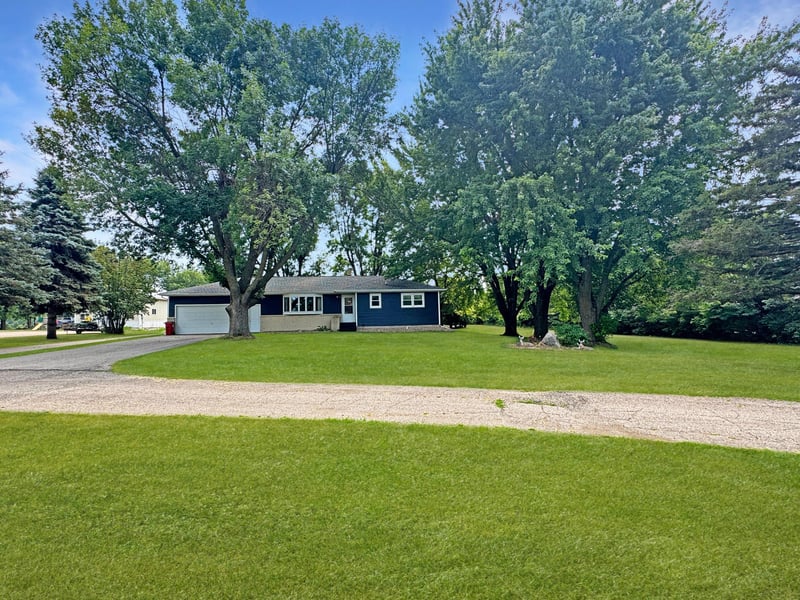 2420 34th St, Slayton, MN 56172