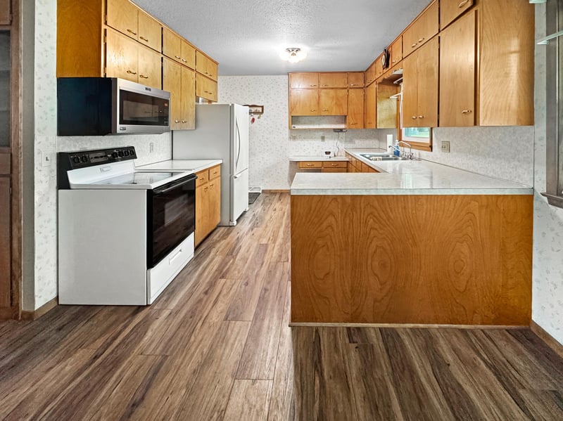 2420 34th St, Slayton, MN 56172