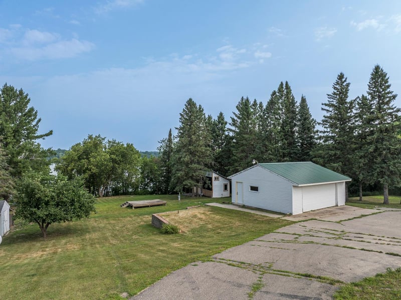 13544 Pearl Lake Dr, Detroit Lakes, MN 56501