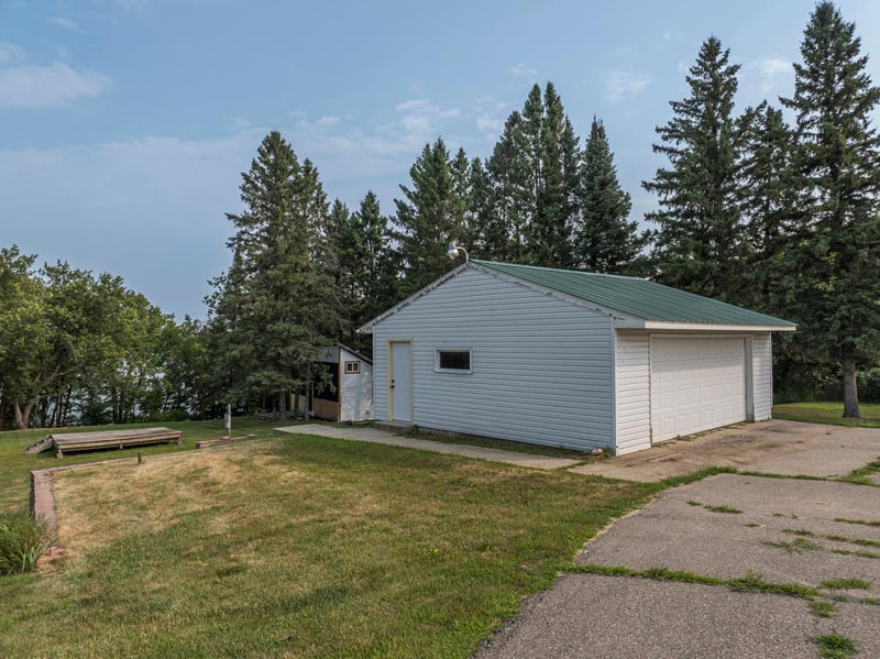 13544 Pearl Lake Dr, Detroit Lakes, MN 56501