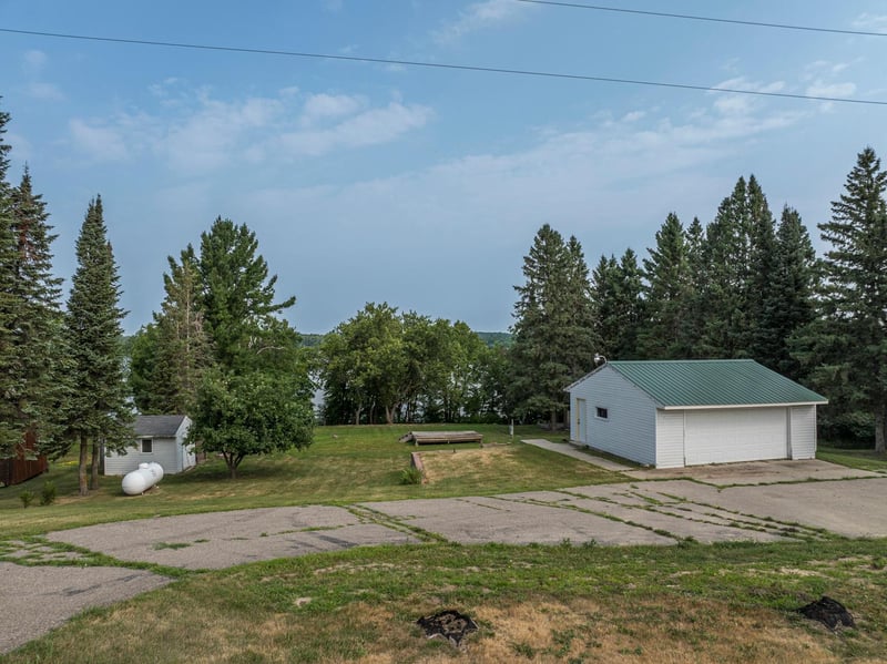13544 Pearl Lake Dr, Detroit Lakes, MN 56501