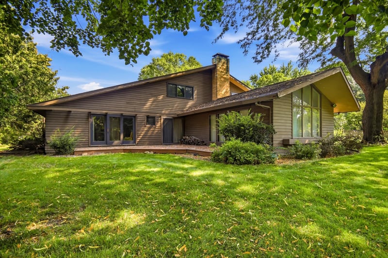 719 Harriet Ave, Owatonna, MN 55060