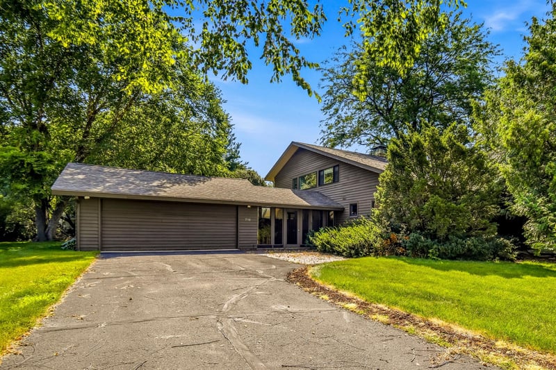 719 Harriet Ave, Owatonna, MN 55060