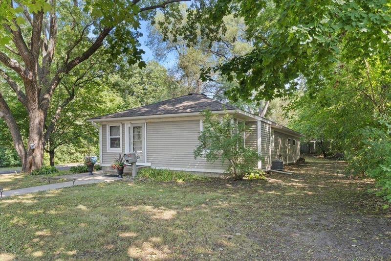 529 Fremont St, Anoka, MN 55303