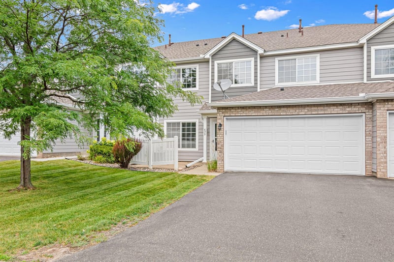 625 Mariner Way #87, Woodbury, MN 55129