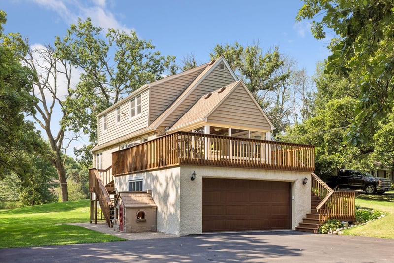 3205 Hillsboro Ave S, Saint Louis Park, MN 55426