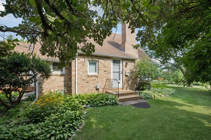 3205 Hillsboro Ave S, Saint Louis Park, MN 55426