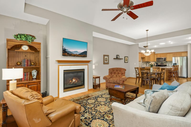 2644 Boulder Way, Burnsville, MN 55337