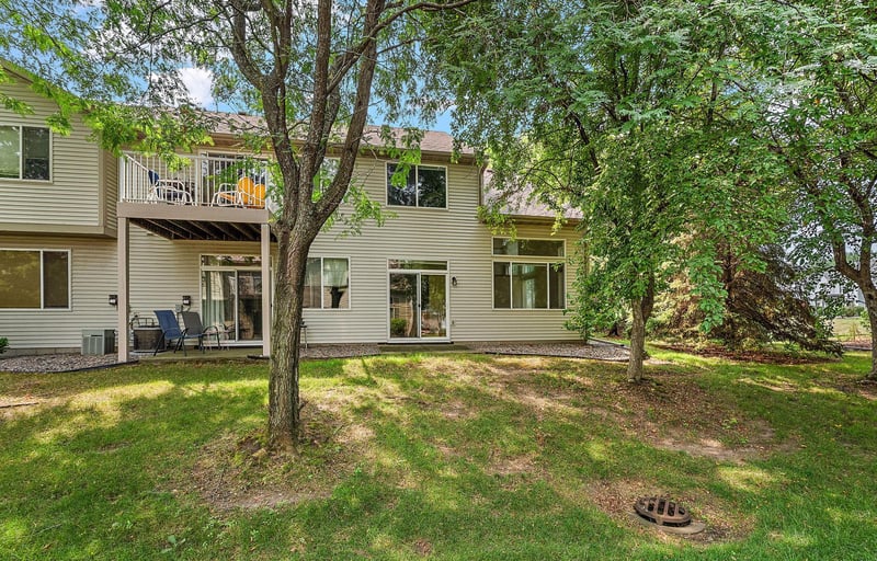 4179 Running Brook Rd, Eagan, MN 55122
