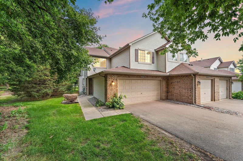 4179 Running Brook Rd, Eagan, MN 55122