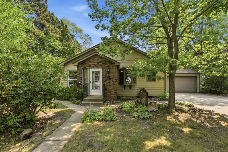 24 21st Ave S, Saint Cloud, MN 56301