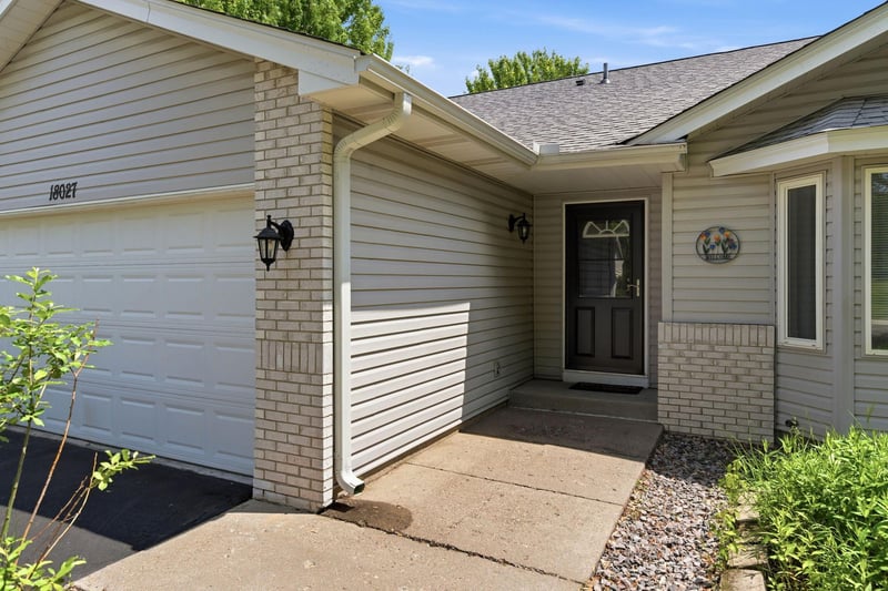 18027 Macon St NW, Elk River, MN 55330