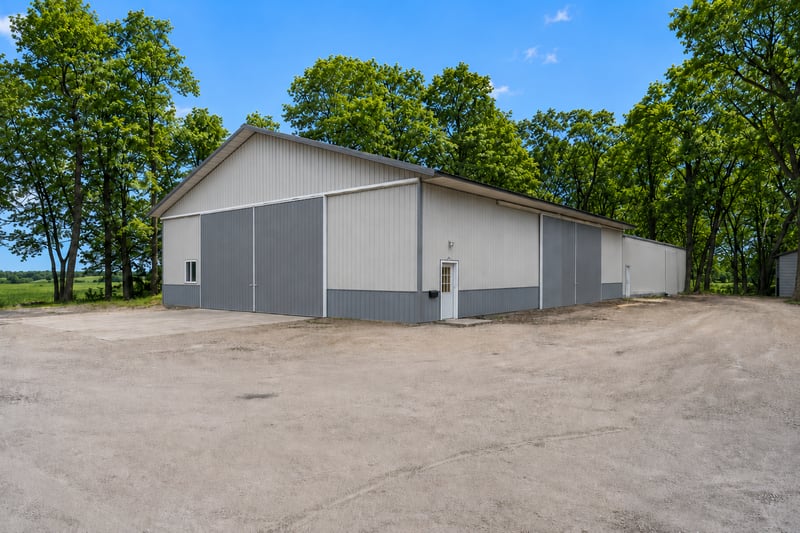 20132 State Highway 99, Le Center, MN 56057