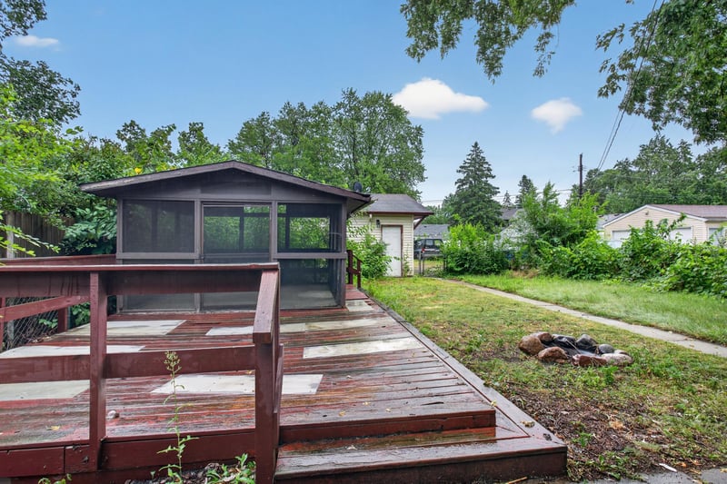 4028 Perry Ave N, Robbinsdale, MN 55422