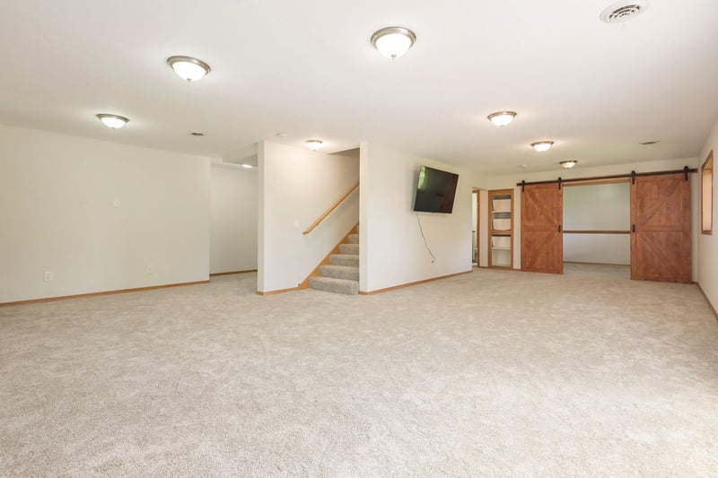 890 160th Ln NW, Andover, MN 55304