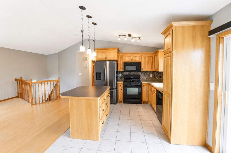 4885 Drake Cir, Big Lake, MN 55309