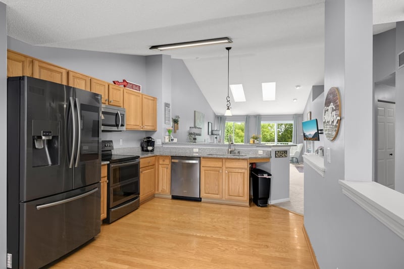 2161 Cool Stream Cir #1603, Eagan, MN 55122