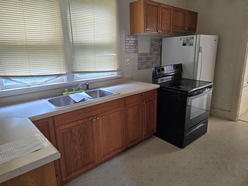 316 E 2nd St, Fairmont, MN 56031