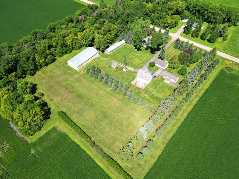 45251 810th Ave, Hector, MN 55342