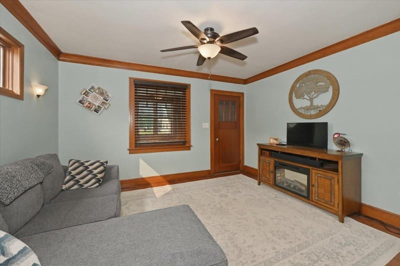 5215 E 2nd St, Superior, WI 54880