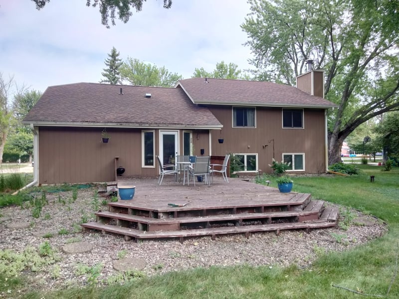 26450 Smithtown Rd, Shorewood, MN 55331