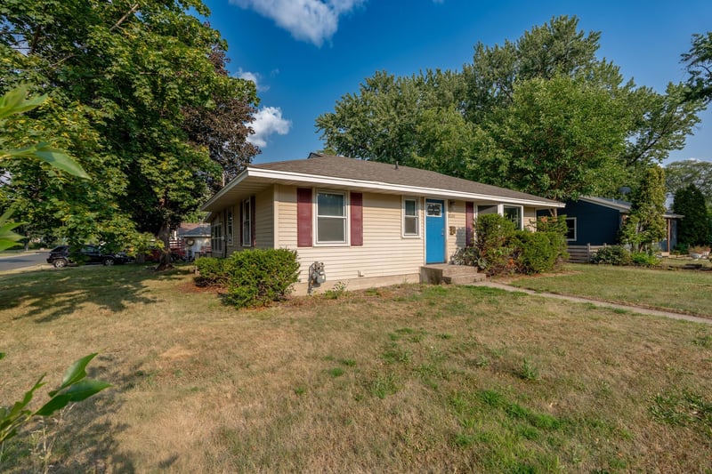 8501 Nicollet Ave S, Bloomington, MN 55420