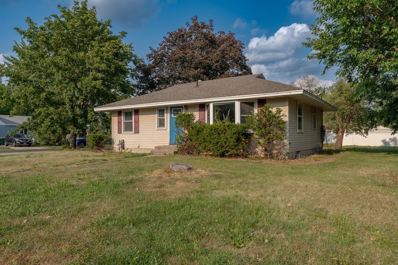 8501 Nicollet Ave S, Bloomington, MN 55420