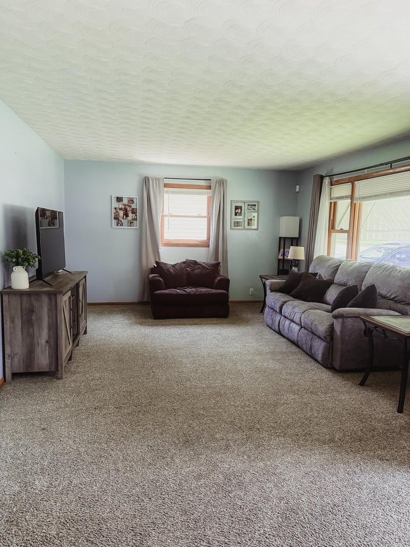 1911 4th Ave NE, Austin, MN 55912