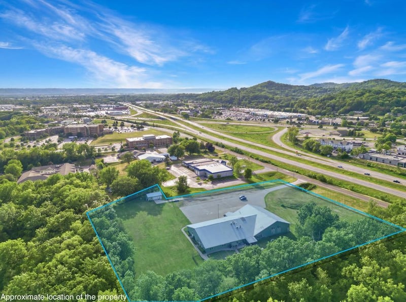 3340 S Kinney Coulee Rd, Onalaska, WI 54650