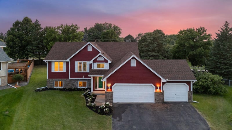 4635 Yorktown Ln N, Plymouth, MN 55442