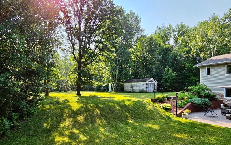 1872 State Highway 11 SE, Baudette, MN 56623