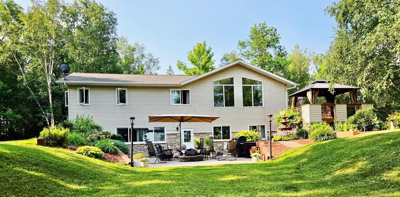 1872 State Highway 11 SE, Baudette, MN 56623