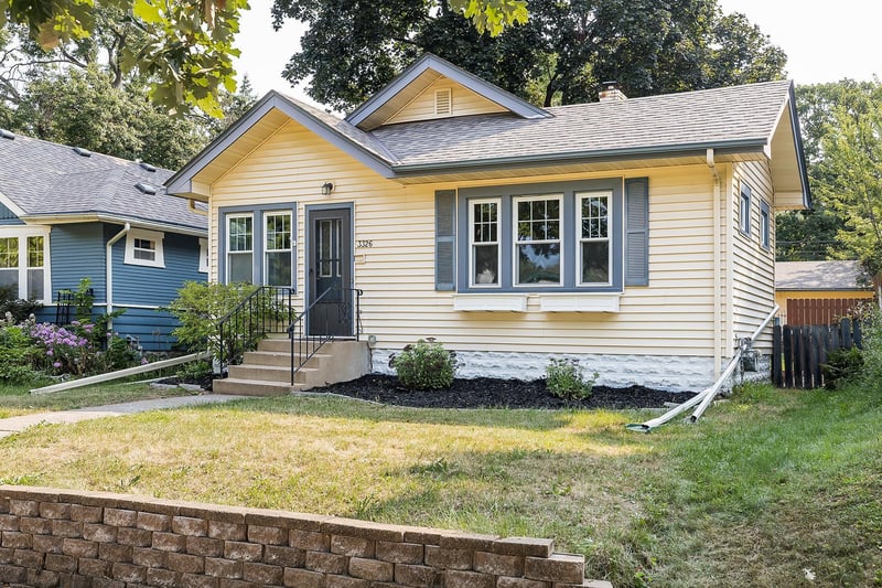 3326 Washburn Ave N, Minneapolis, MN 55412
