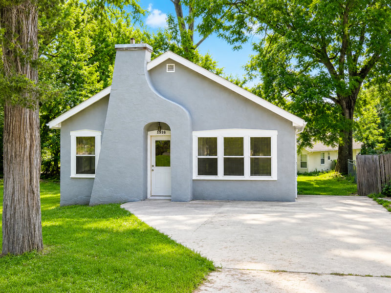 1916 Albion Ave, Fairmont, MN 56031
